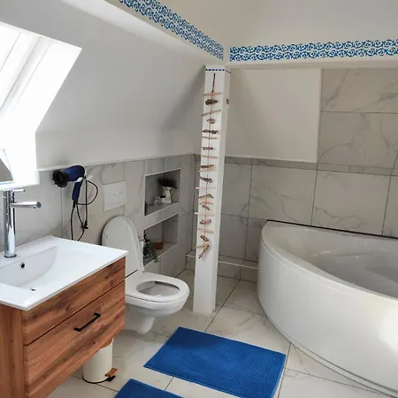 Weserblick Hafen-apartment-bremen Апартаменты Бремен